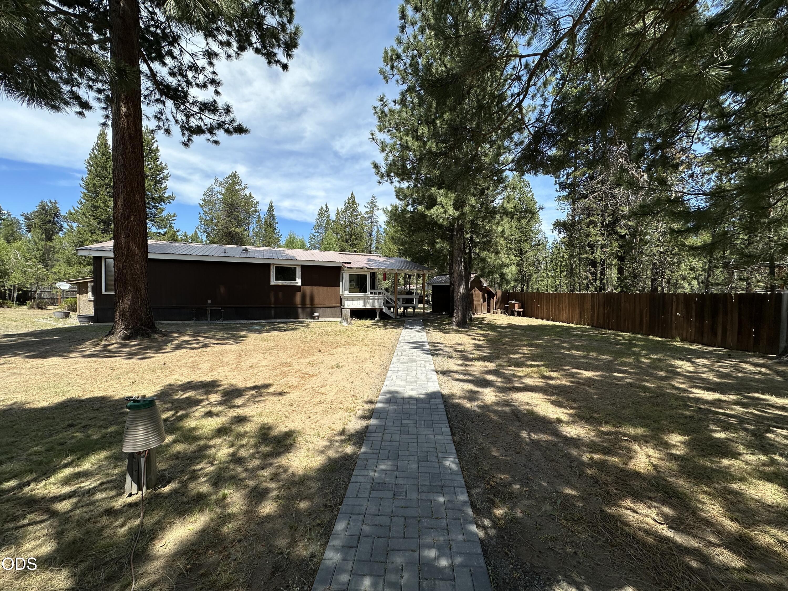 15531 Federal Road La Pine, OR 97739 - Photo 9 of 32