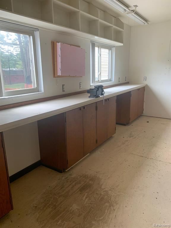5749 Crandall Road Howell, MI 48855 - Photo 24 of 34