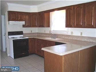 135 Woodland Road Newark, DE 19702 - Photo 2 of 12 Gallery Image 2
