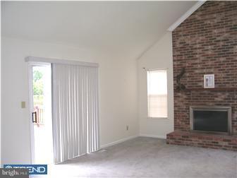 135 Woodland Road Newark, DE 19702 - Photo 6 of 12 Gallery Image 6