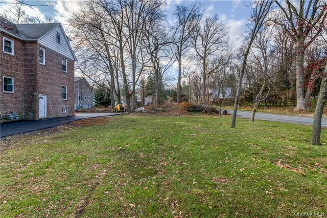 $4,700 | 7 Nepera Place, Unit 2, Hastings-on-Hudson, NY 10706