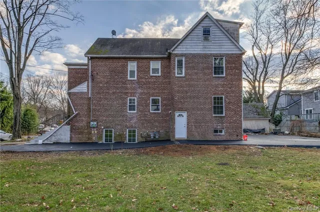 $4,700 | 7 Nepera Place, Unit 2, Hastings-on-Hudson, NY 10706