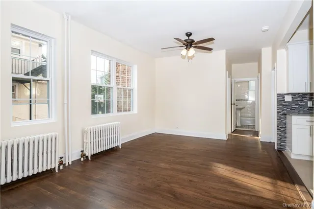 $4,700 | 7 Nepera Place, Unit 2, Hastings-on-Hudson, NY 10706