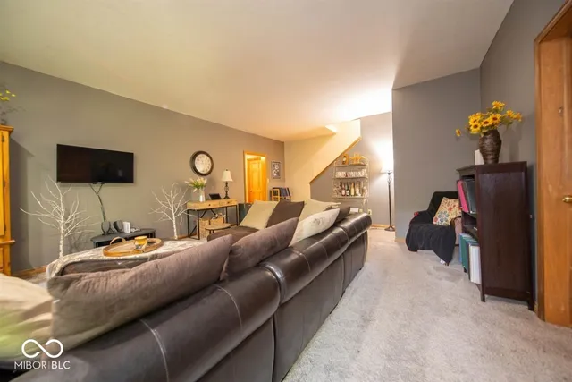 $500,000 | 12040 Kingfisher Circle, Indianapolis, IN 46236