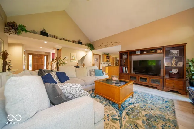 $500,000 | 12040 Kingfisher Circle, Indianapolis, IN 46236