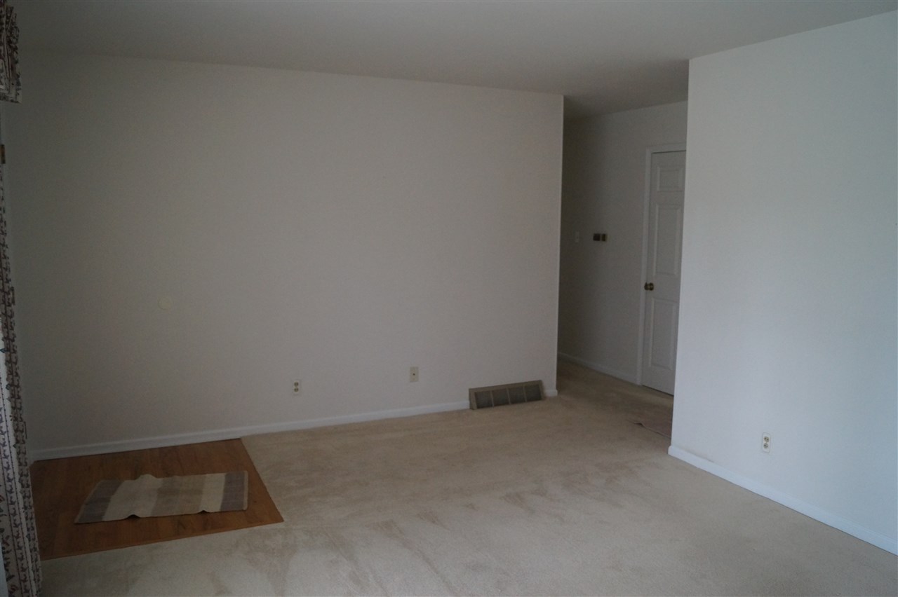 60420 Fir Road Mishawaka, IN 46544 - Photo 14 of 33