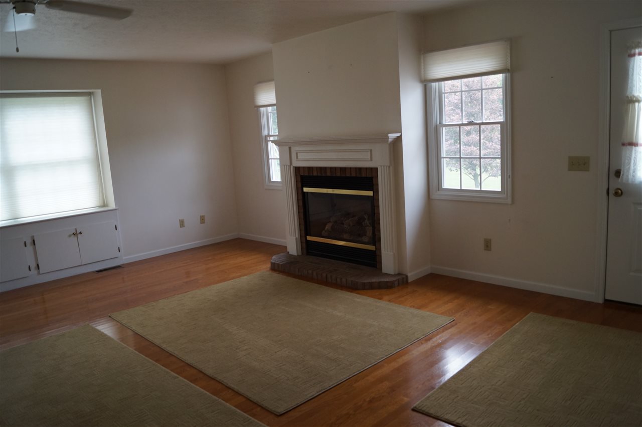60420 Fir Road Mishawaka, IN 46544 - Photo 15 of 33