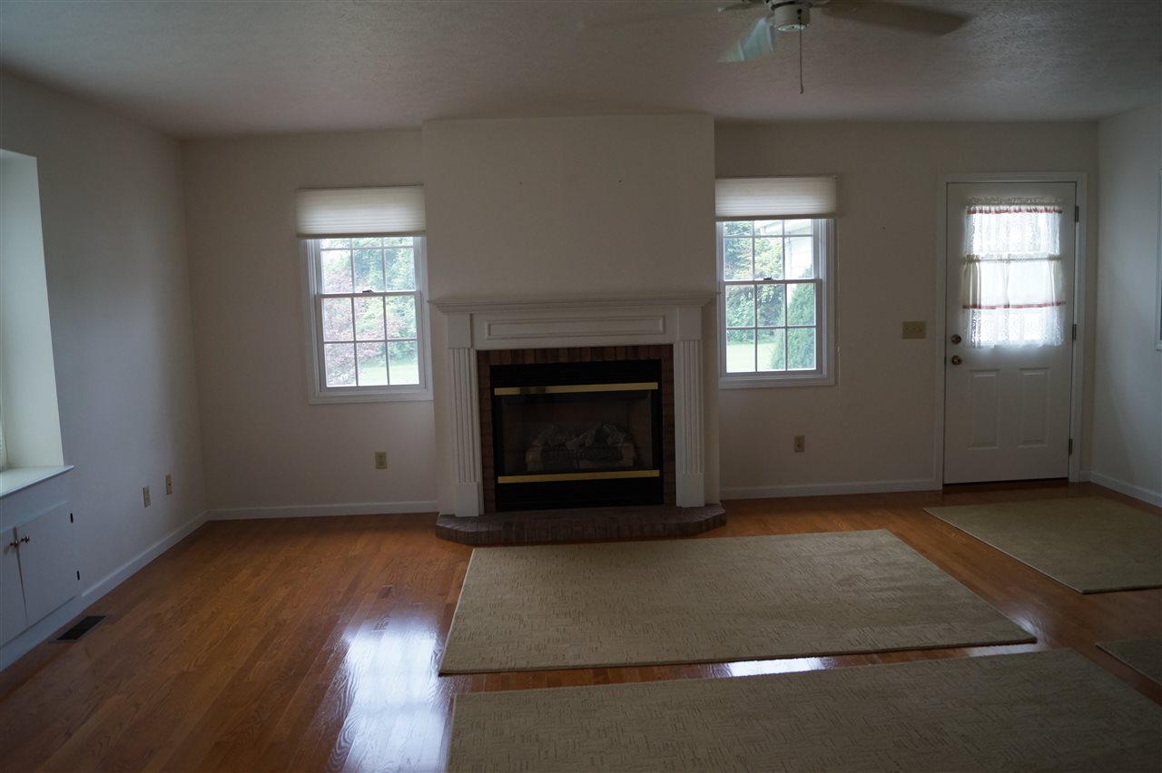 60420 Fir Road Mishawaka, IN 46544 - Photo 16 of 33