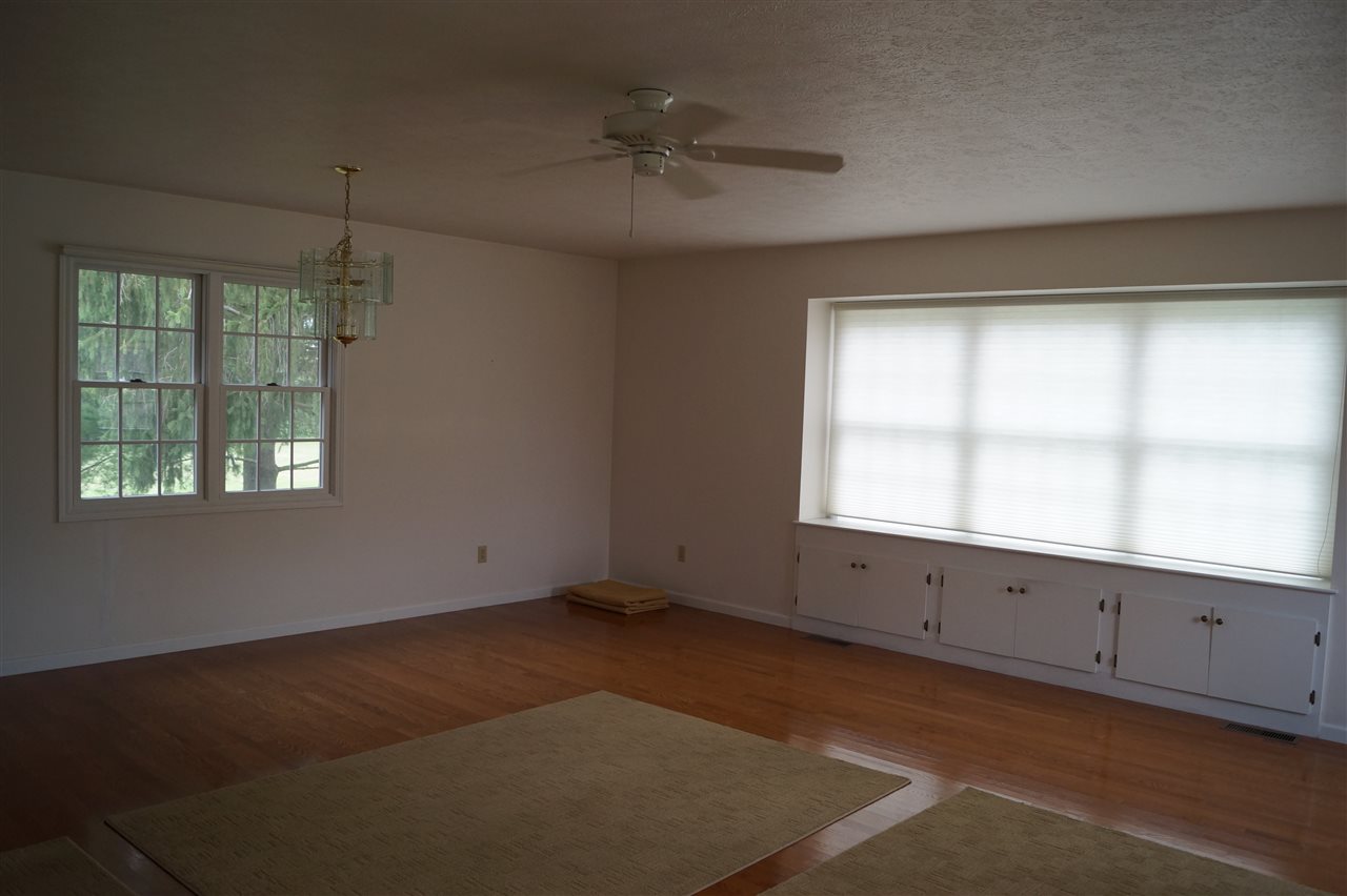 60420 Fir Road Mishawaka, IN 46544 - Photo 17 of 33