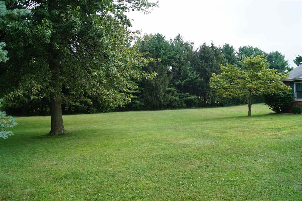 60420 Fir Road Mishawaka, IN 46544 - Photo 3 of 33
