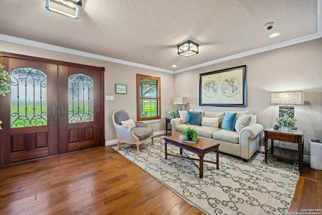 $1,800,000 | 4279 Fm 791, Falls City, TX 78113