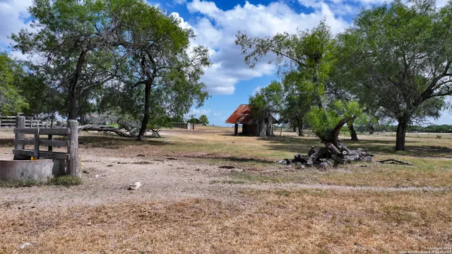 $1,800,000 | 4279 Fm 791, Falls City, TX 78113