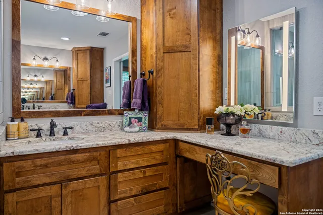 $1,800,000 | 4279 Fm 791, Falls City, TX 78113