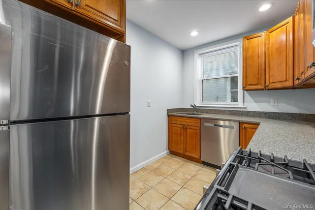 $1,569,000 | 67-32 47th Avenue, Unit 2 FAMILY | Maspeth