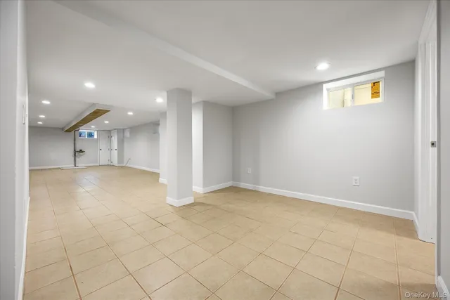 $1,569,000 | 67-32 47th Avenue, Unit 2 FAMILY | Maspeth