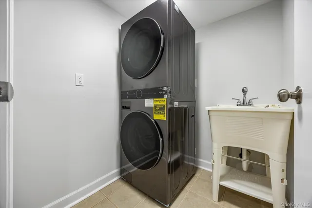 $1,569,000 | 67-32 47th Avenue, Unit 2 FAMILY | Maspeth