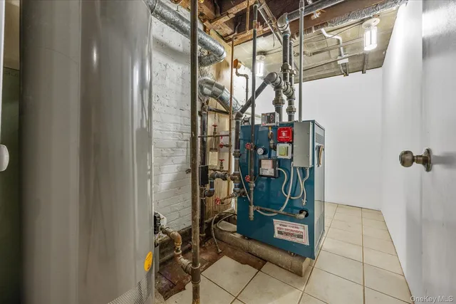 $1,569,000 | 67-32 47th Avenue, Unit 2 FAMILY | Maspeth