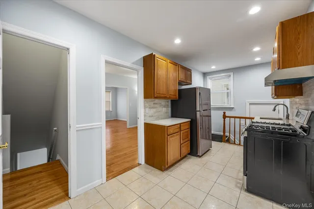 $1,569,000 | 67-32 47th Avenue, Unit 2 FAMILY | Maspeth