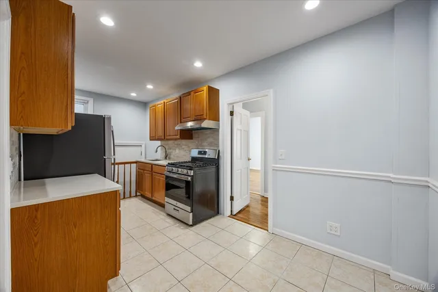 $1,569,000 | 67-32 47th Avenue, Unit 2 FAMILY | Maspeth