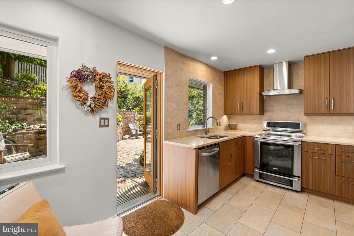 116 Sunnyside Road Silver Spring, MD 20910 - Photo 17 of 50