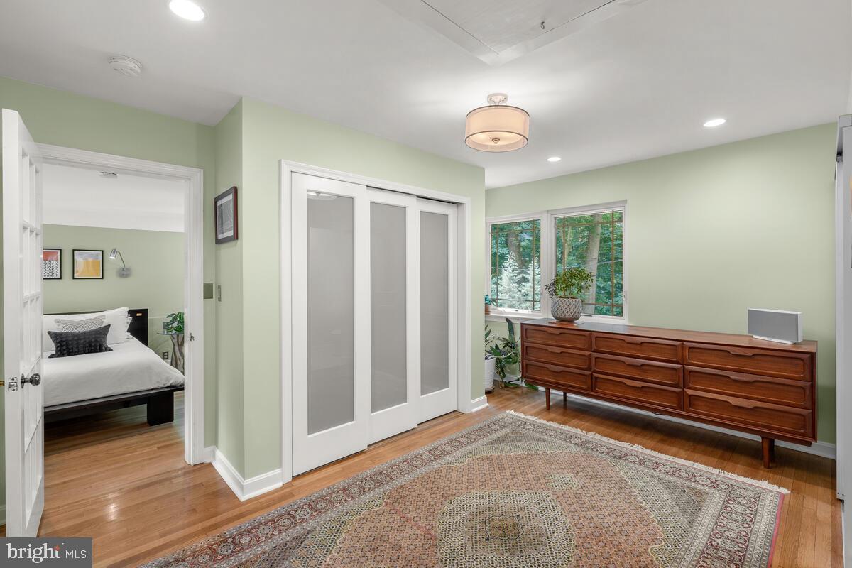 116 Sunnyside Road Silver Spring, MD 20910 - Photo 23 of 50