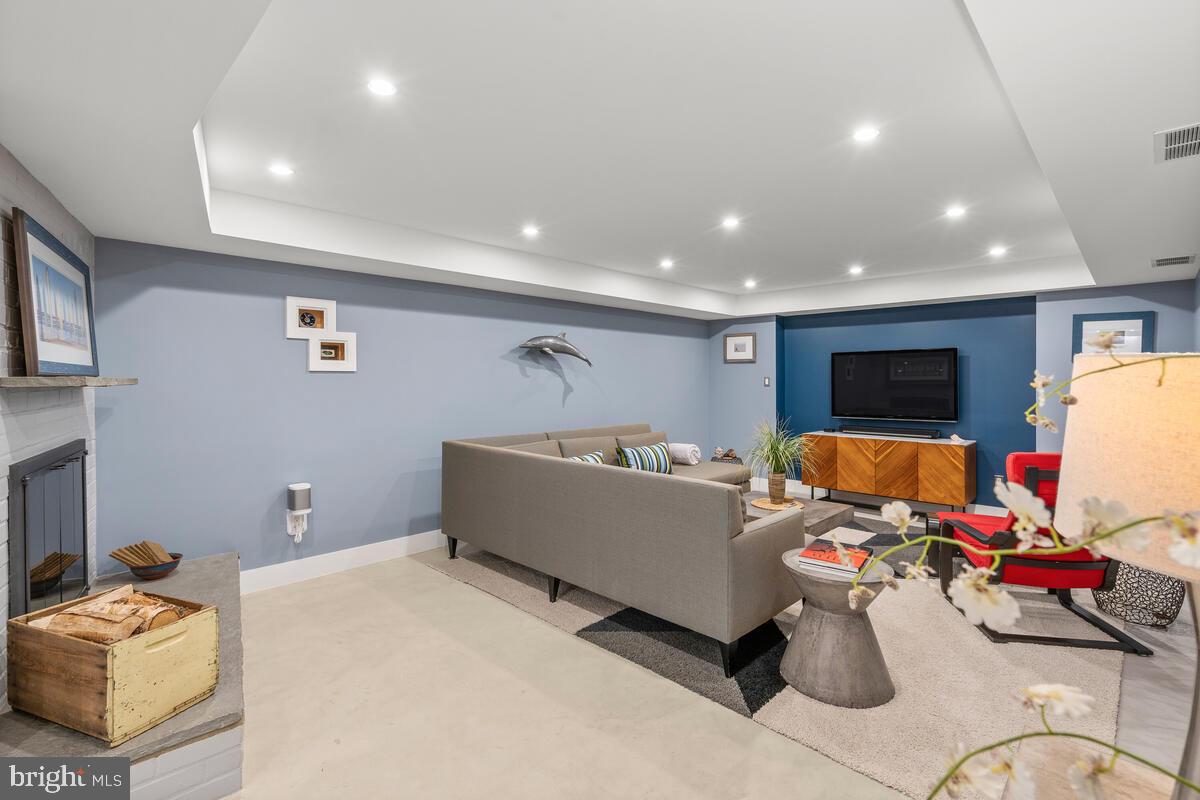 116 Sunnyside Road Silver Spring, MD 20910 - Photo 42 of 50