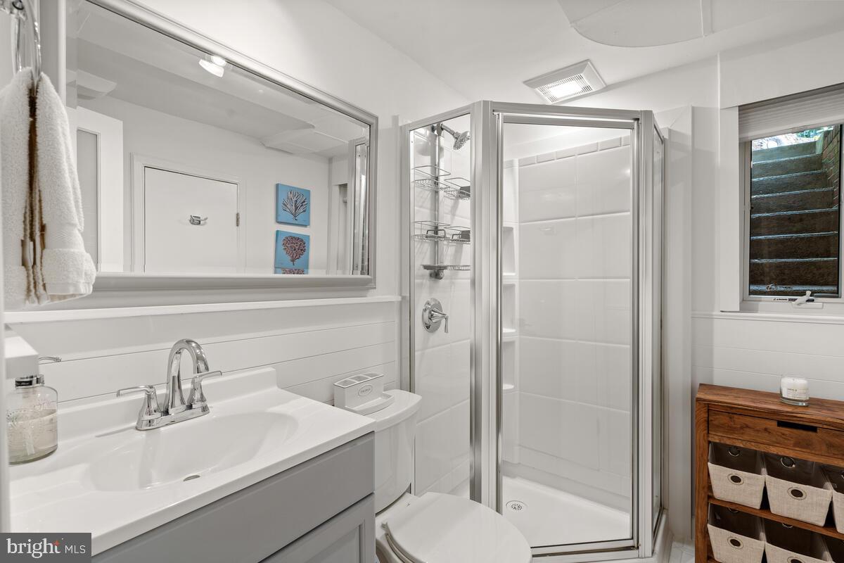 116 Sunnyside Road Silver Spring, MD 20910 - Photo 45 of 50