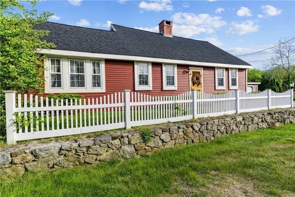 $599,000 | 220 Plainfield Pike, Scituate, RI 02857