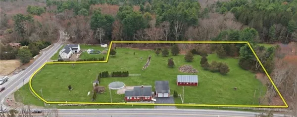 $599,000 | 220 Plainfield Pike, Scituate, RI 02857