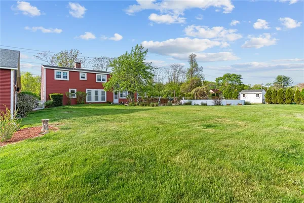 $599,000 | 220 Plainfield Pike, Scituate, RI 02857