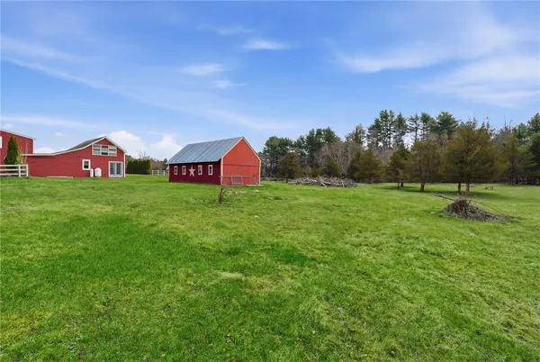 $599,000 | 220 Plainfield Pike, Scituate, RI 02857