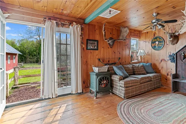 $599,000 | 220 Plainfield Pike, Scituate, RI 02857