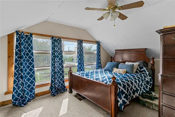 $599,000 | 220 Plainfield Pike, Scituate, RI 02857