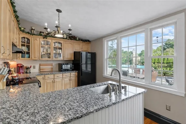 $599,000 | 220 Plainfield Pike, Scituate, RI 02857