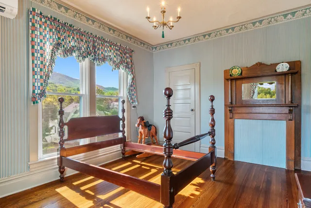 $588,349 | 639 West Tower Street, Tazewell, VA 24651