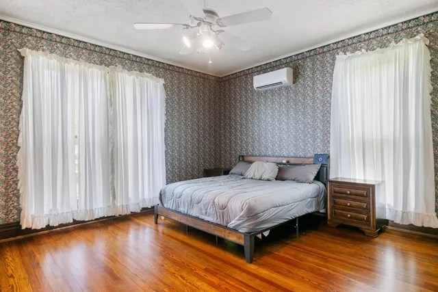 $588,349 | 639 West Tower Street, Tazewell, VA 24651