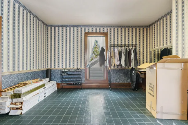 $588,349 | 639 West Tower Street, Tazewell, VA 24651