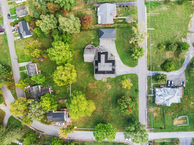 $588,349 | 639 West Tower Street, Tazewell, VA 24651