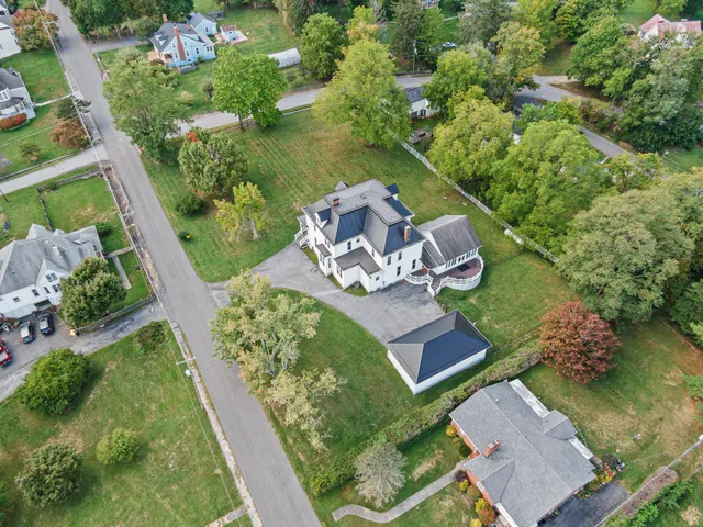 $588,349 | 639 West Tower Street, Tazewell, VA 24651