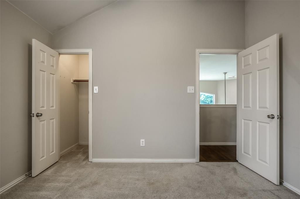 3100 Crossridge Drive McKinney, TX 75071 - Photo 33 of 40 an empty room with closet and a bathroom