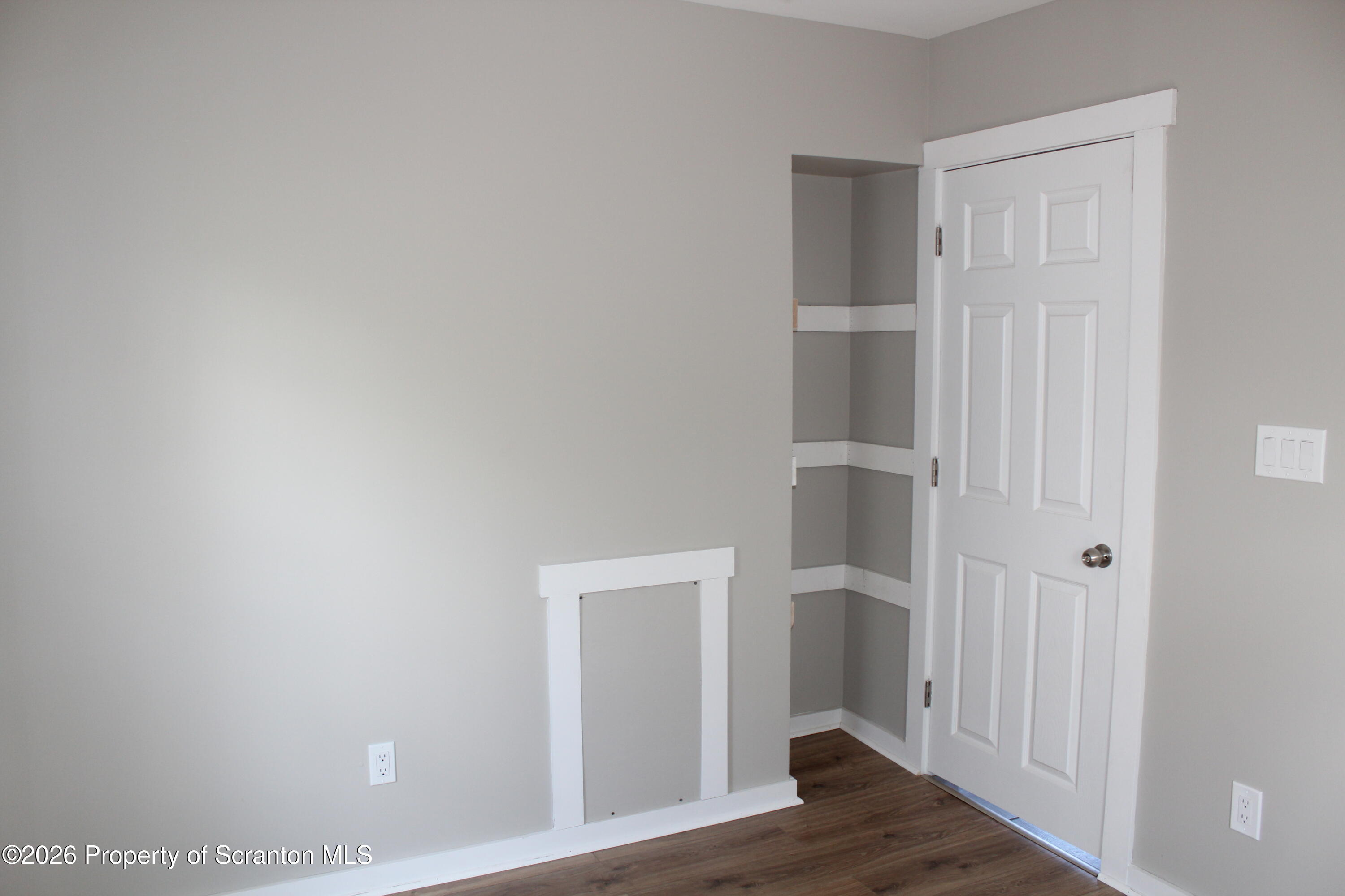 215 Ferdinand Street, Unit 2 Scranton, PA 18508 - Photo 8 of 17 Bedroom