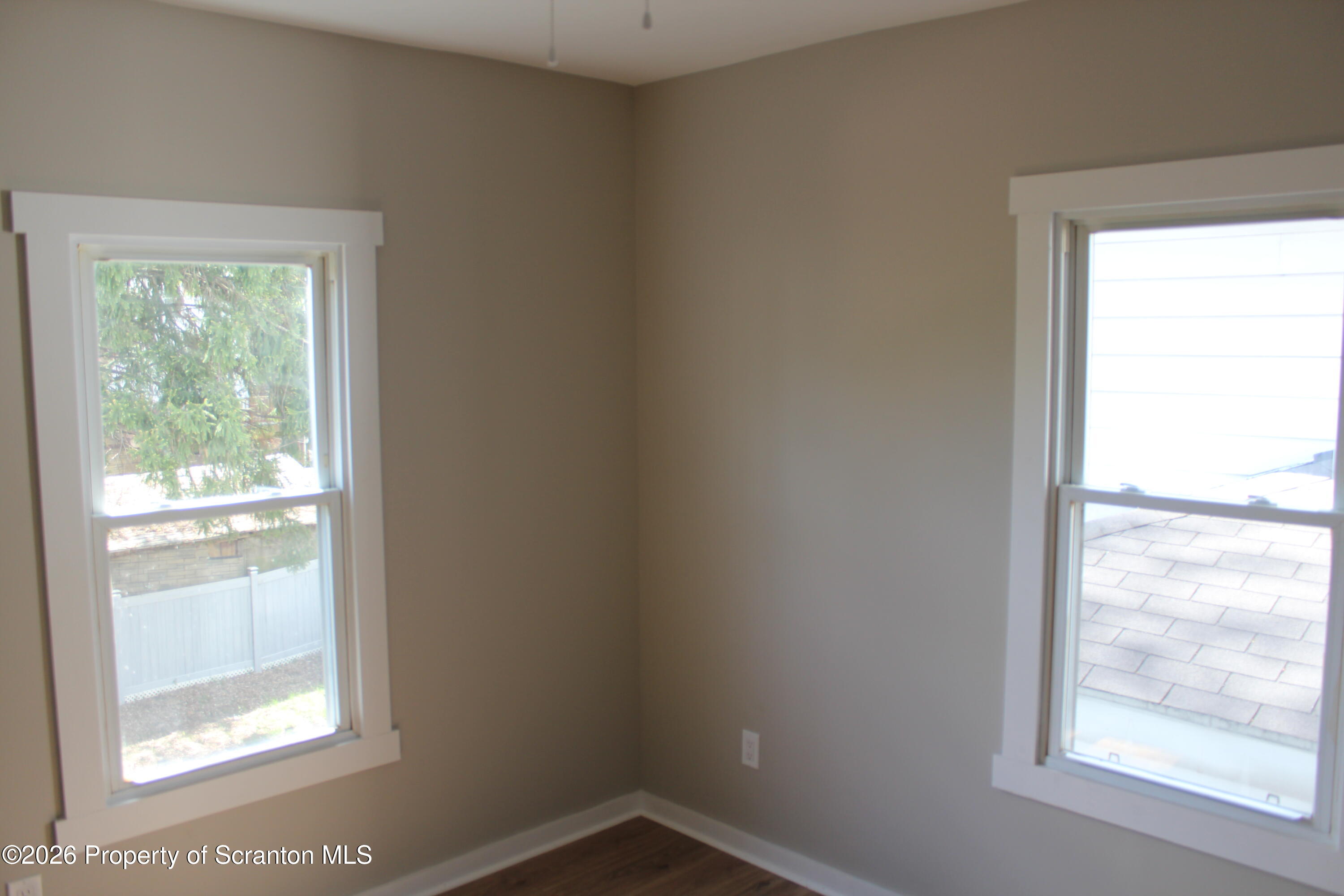 215 Ferdinand Street, Unit 2 Scranton, PA 18508 - Photo 9 of 17 Bedroom