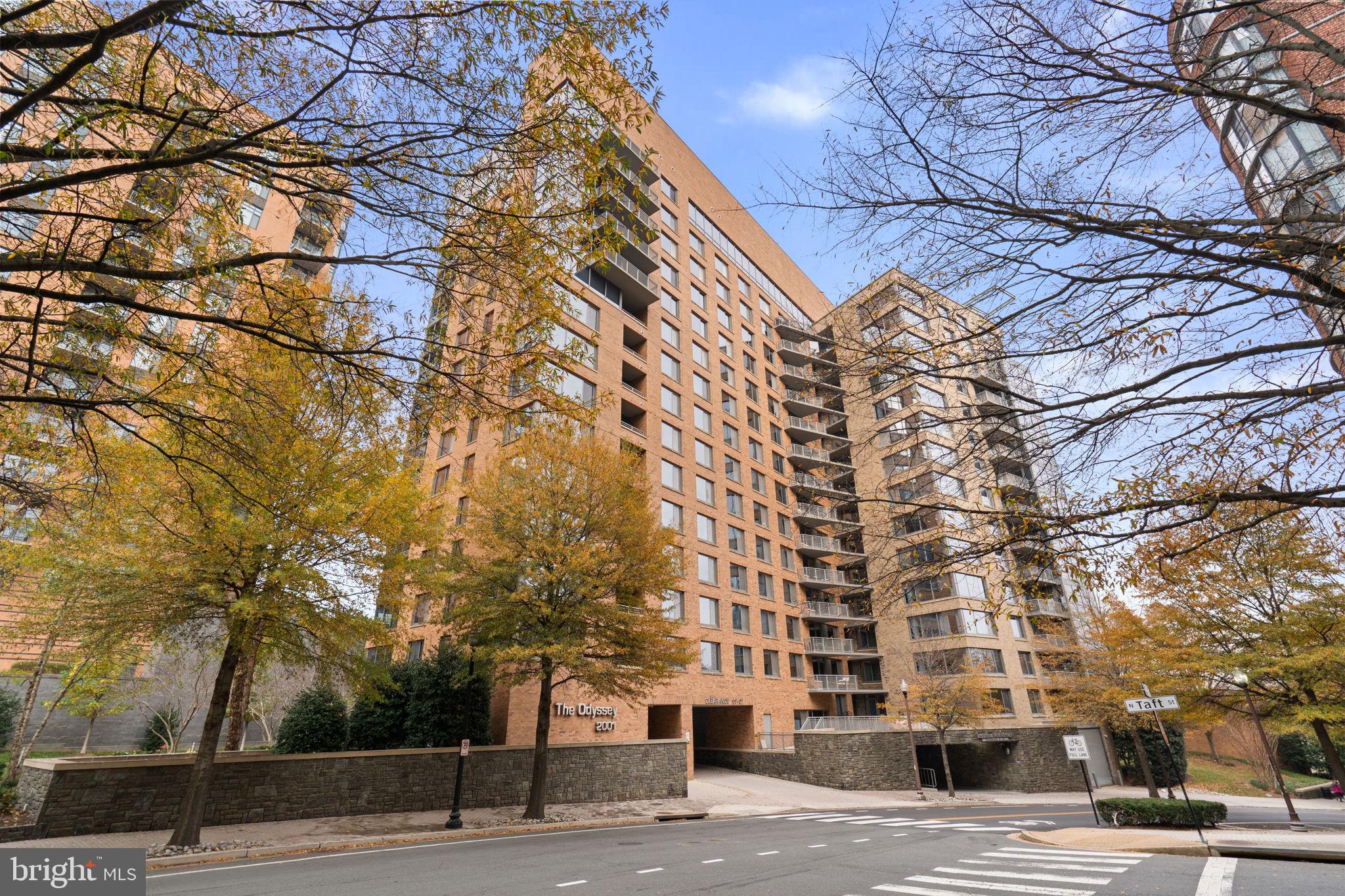 2001 15th Street North, Unit 813 Arlington, VA 22201 - Photo 1 of 31 a view of a building and a street