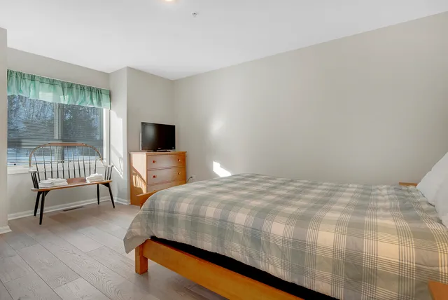 $1,450,000 | 16 Jibe Road, Unit O1, Newry, ME 04261