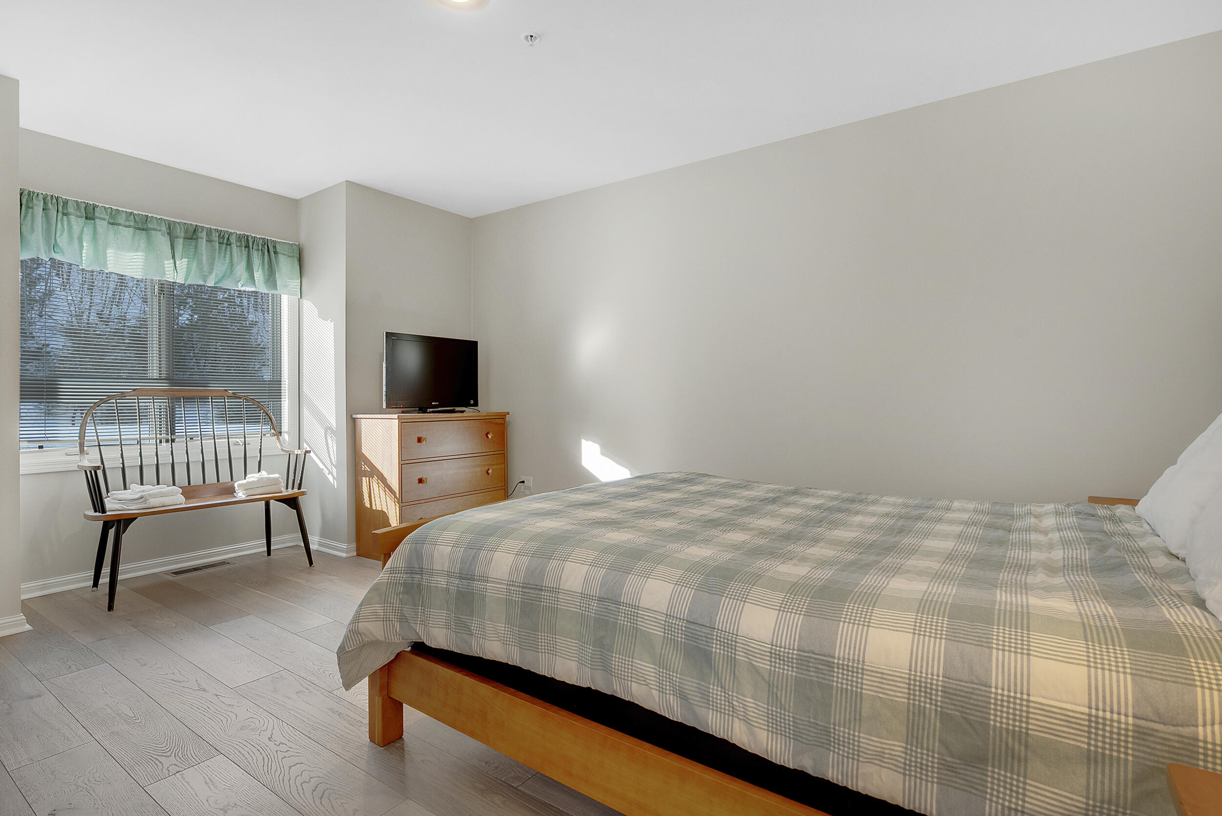 16 Jibe Road, Unit O1 Newry, ME 04261 - Photo 27 of 66 26_lockeunito-1-38