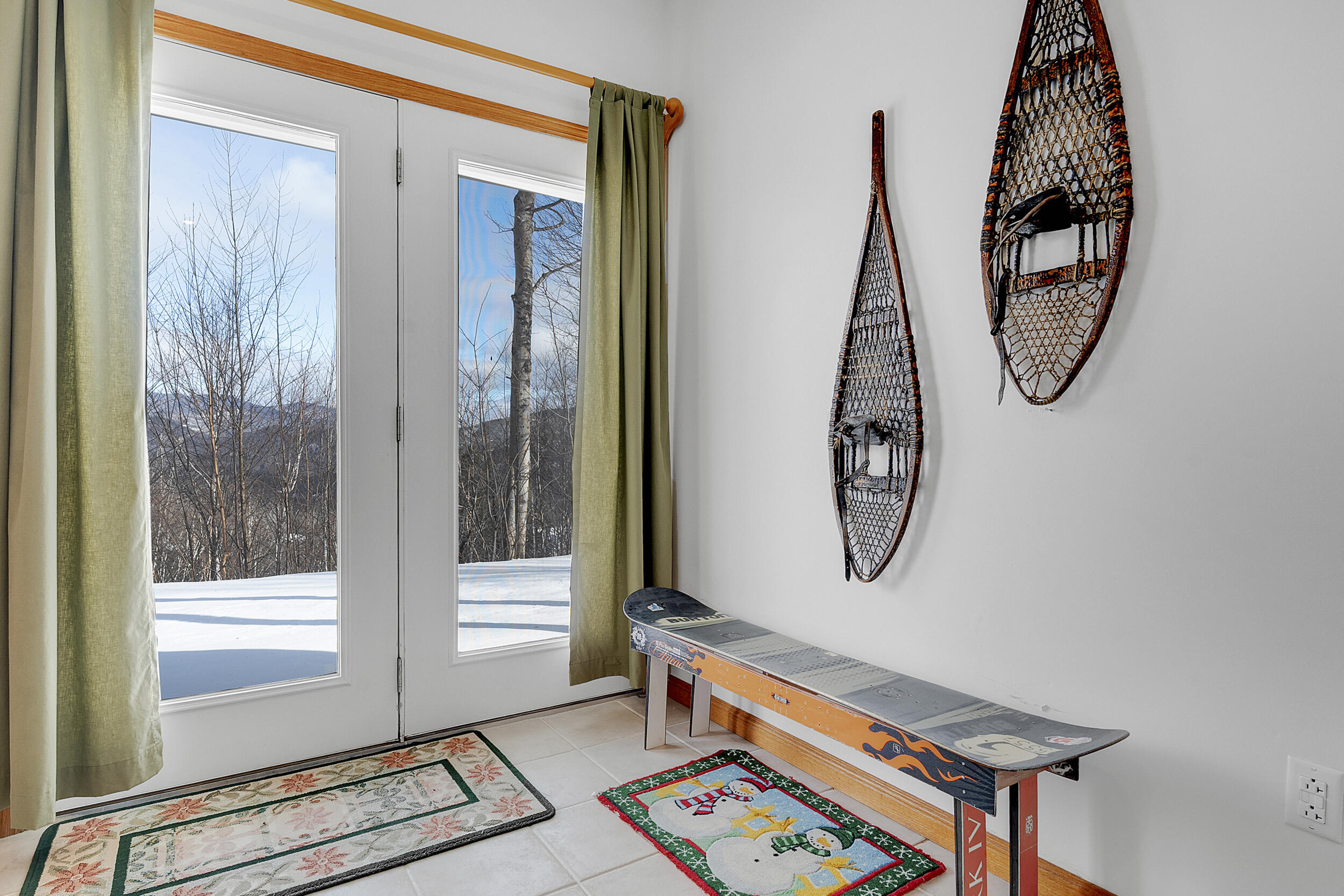 16 Jibe Road, Unit O1 Newry, ME 04261 - Photo 46 of 66 45_lockeunito-1-57