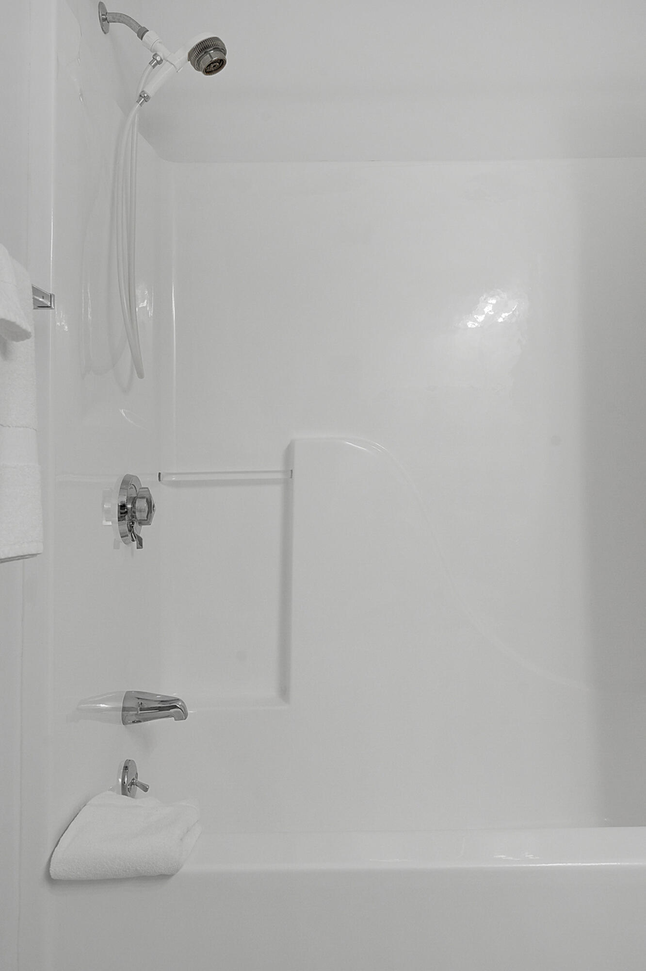 16 Jibe Road, Unit O1 Newry, ME 04261 - Photo 50 of 66 48_lockeunito-1-60