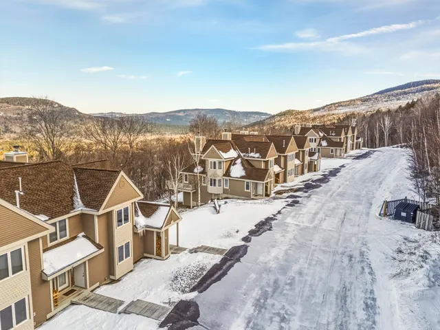 $1,450,000 | 16 Jibe Road, Unit O1, Newry, ME 04261