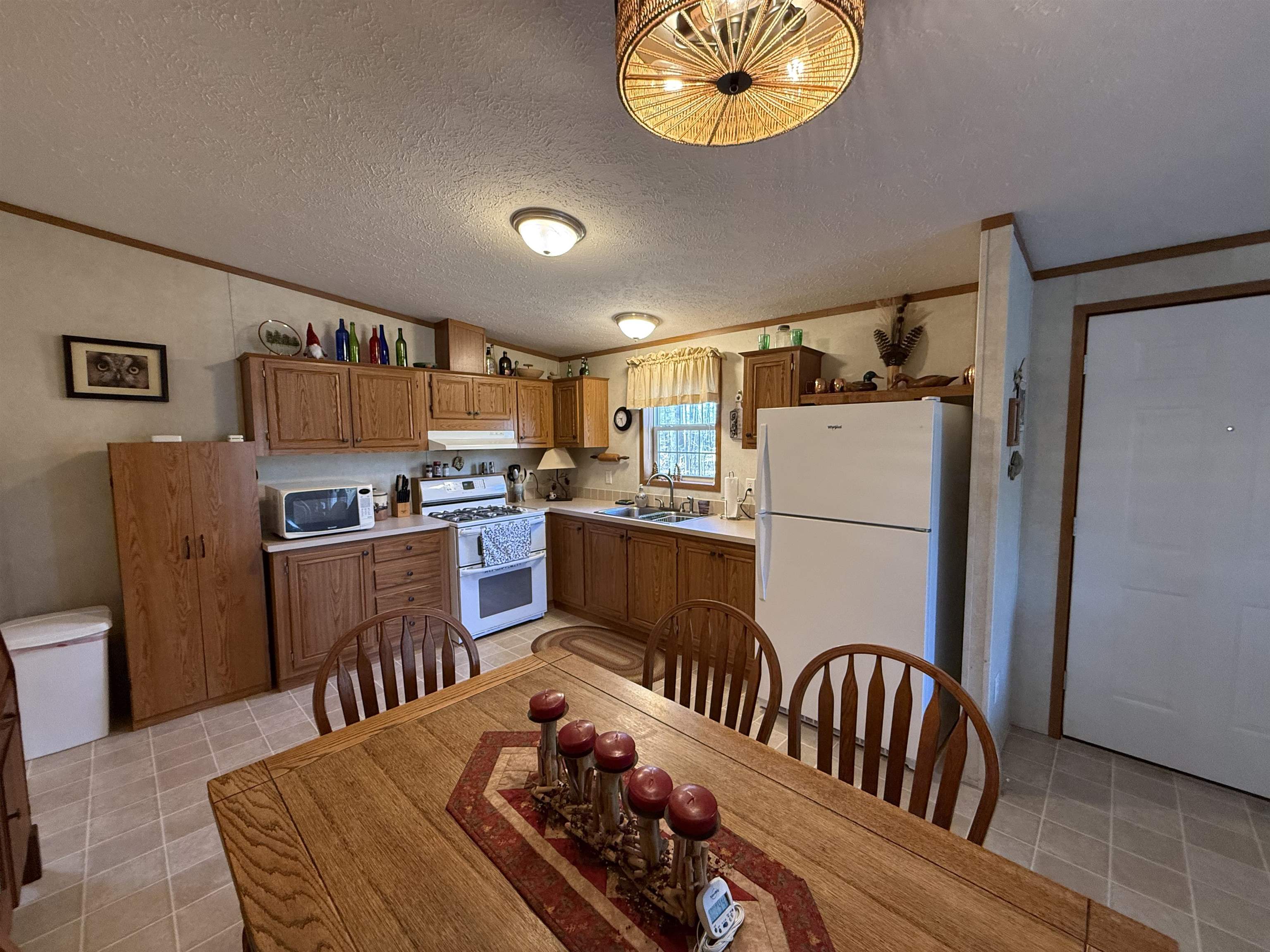 N8825 County G Road Gresham, WI 54128 - Photo 6 of 30