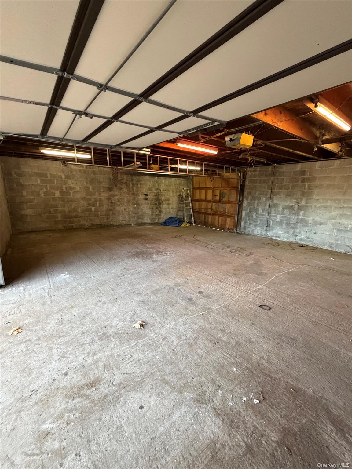 6004 Netherland Avenue Bronx, NY 10471 - Photo 29 of 30 a view of empty room